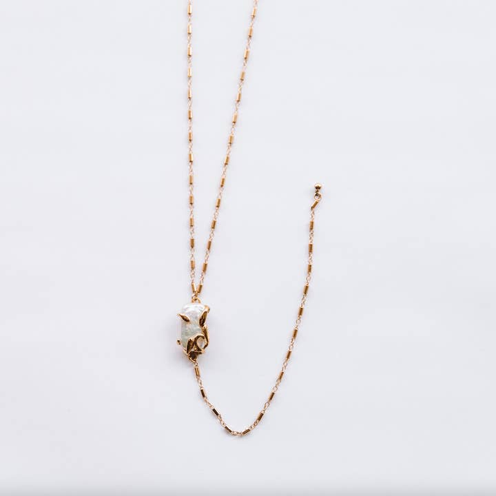 The Mother Of Pearl Lariat for wholesale by Jay Nicole Designs