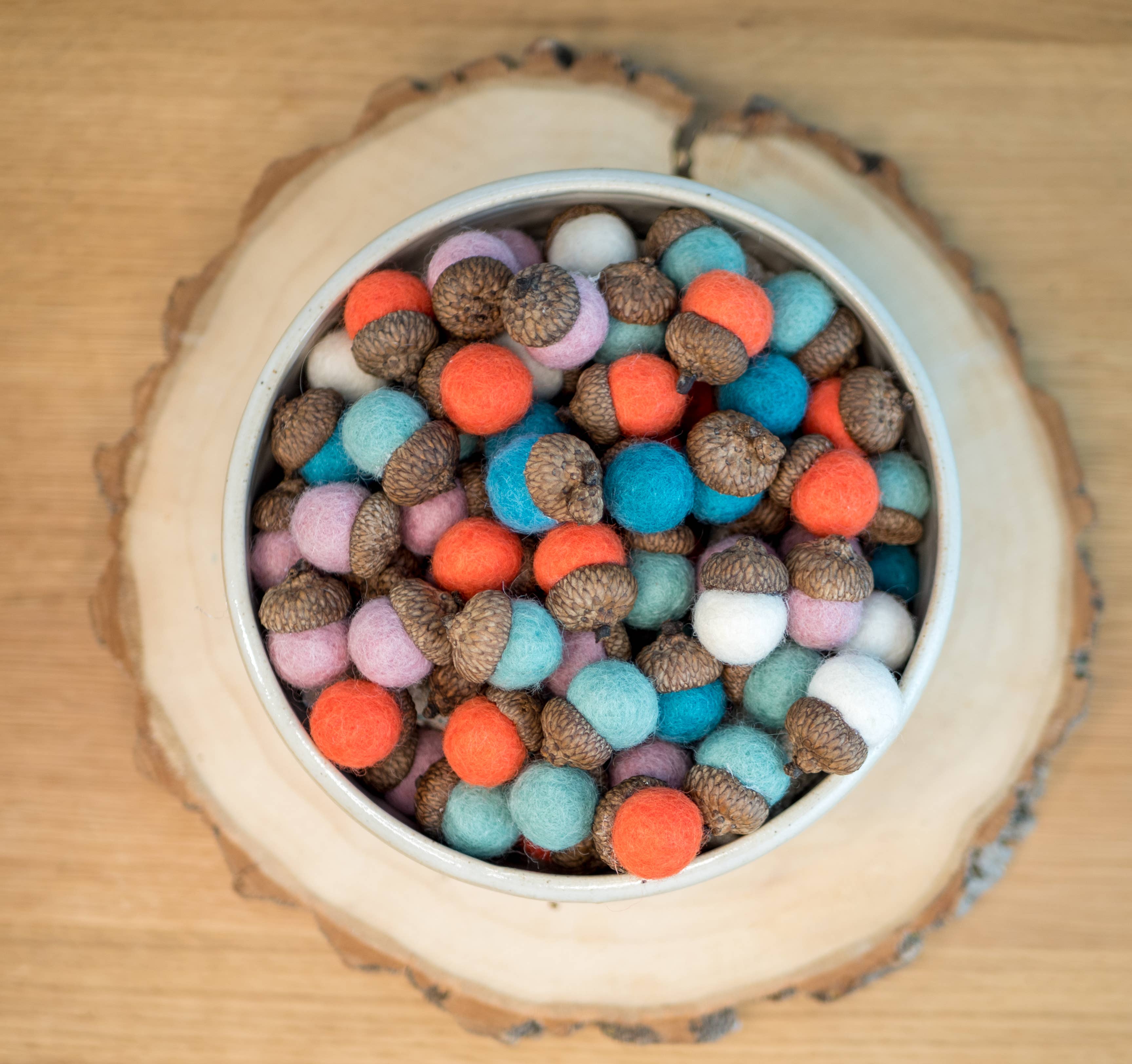 Root To Vine – wholesale Decorative tabletop object – Spring Felt Acorns-Set of 12-Spring Decor-Valentines
-Easter3