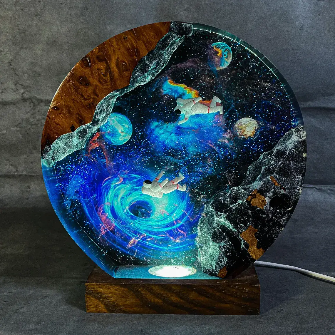 Merchemy - Wholesale Night Light - Astronaut Space Black Hole Galaxy Resin Night Light Lamp 4