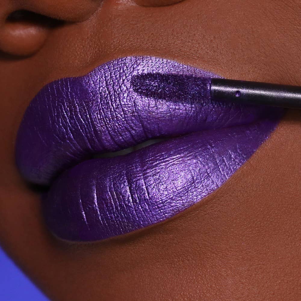 We Make-up - Wholesale Lipstick - EVER Liquid Lipstick 66 - Loki Purple1