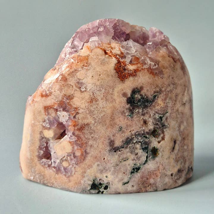 XL A+ Gemma Drusa Ametista Rosa Geode Freeform di 1572 gram Pezzo Unico per la vendita all'ingrosso da parte di Moonlight Gemstones