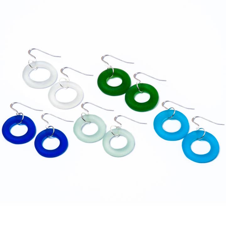 SET VAN 6 gerecyclede fles Seaglass stijl oorbellen op sterling voor wholesale door Smart Glass Recycled Jewelry