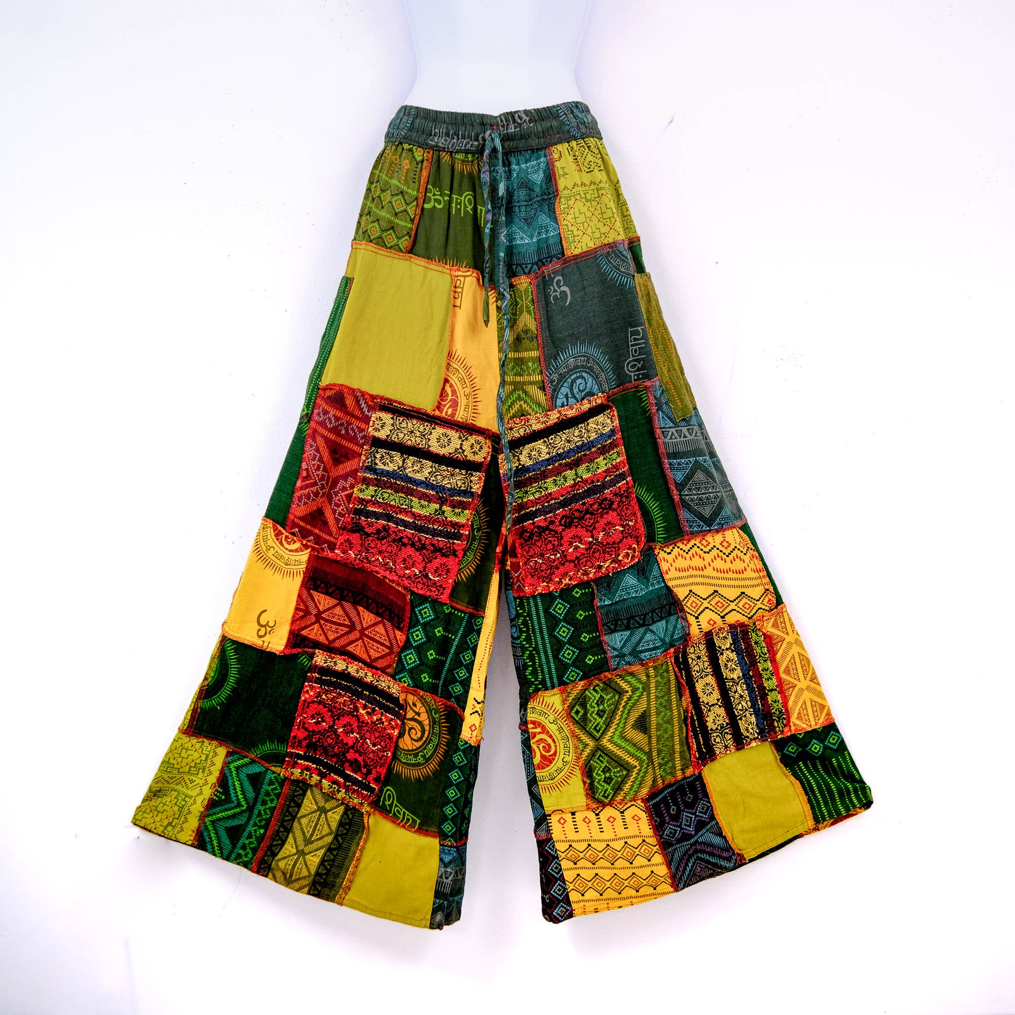 Karma Nepal Crafts – Großhandel Hose – Damen – Handgewebte bunte Boho-Palazzo-Hose aus Patchwork7