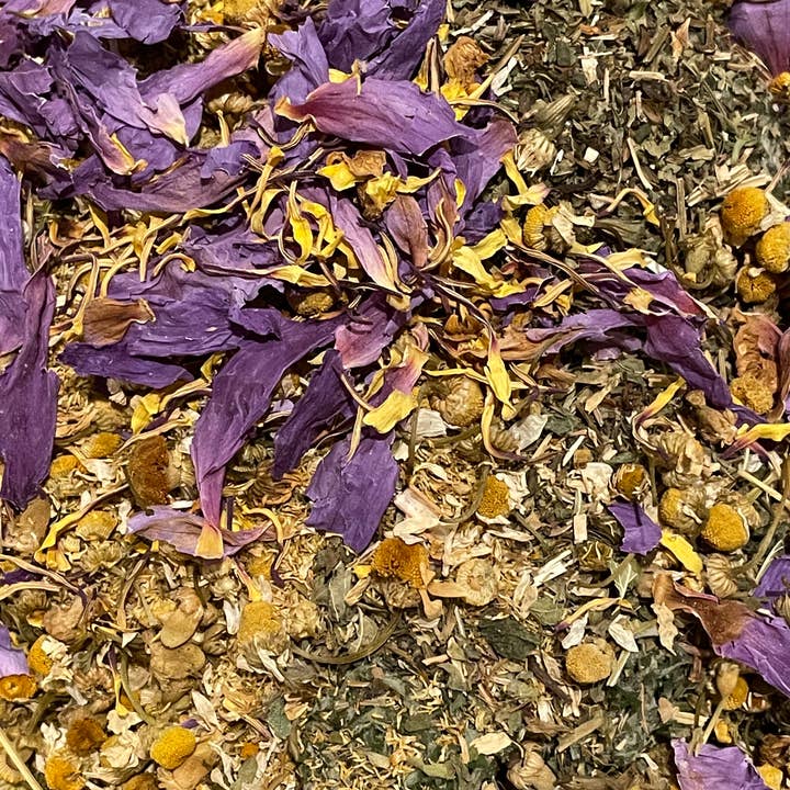 Wild Woman Herbal Apothecary - Wholesale Loose Tea - Inner Visions Dream Tea | Mugwort, Blue Lotus & Lucid Dreams