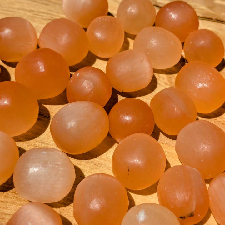 Jensen Rocks - Wholesale Spiritual Stone/Crystal - Peach Selenite Tumbled Stones 2