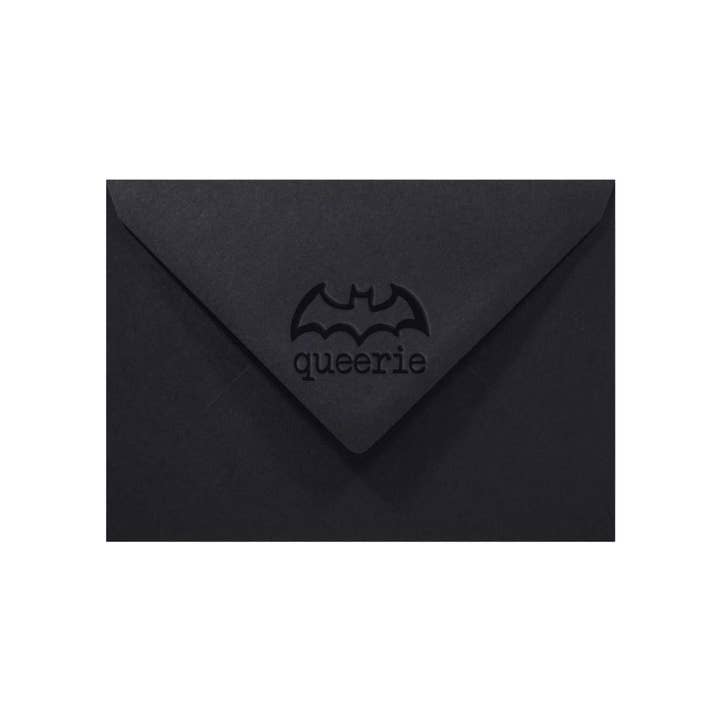 That Queer Card Co - Venta al por mayor Tarjetas con mensajes de ánimo - Tarjeta de Felicitación de Ánimo "Lo que no te mata"