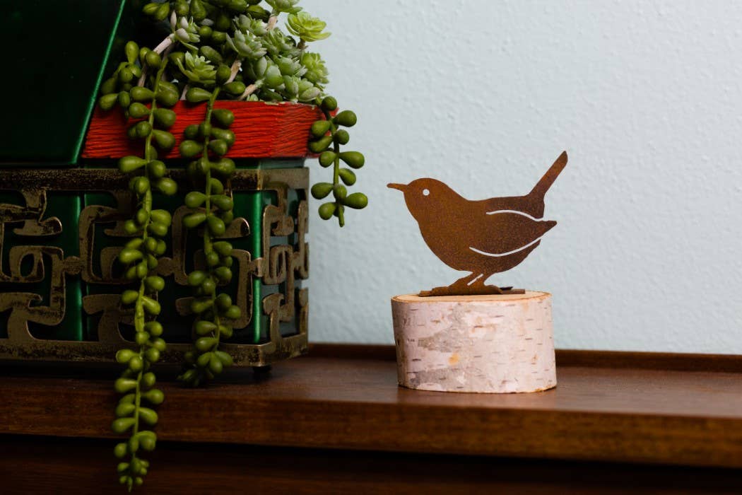 Elegant Garden Design - Wholesale Outdoor Ornament/Decor - Carolina Wren Tab2