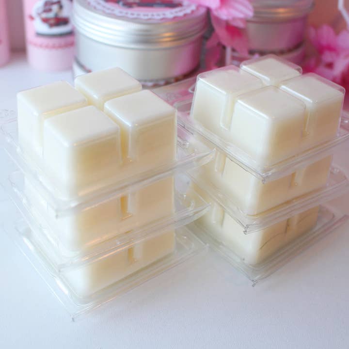 FLAMIN CANDLE - Wholesale Wax Melt - Wax Melts Clamshells Pure Soy Unbranded/White Label 2oz 50g