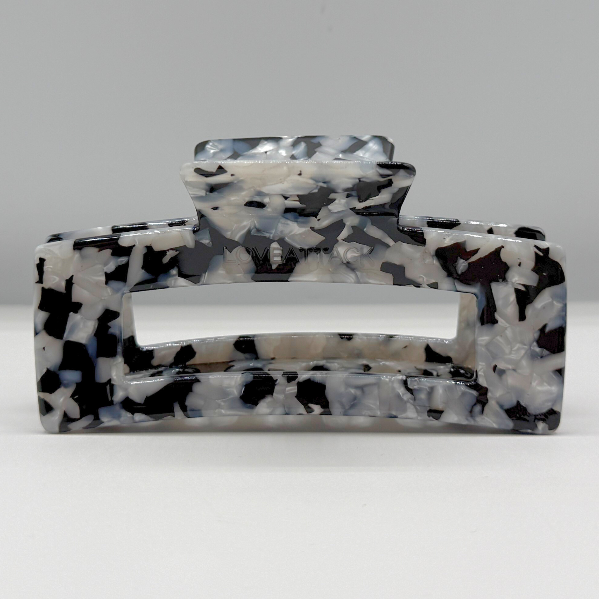 Love Attack - Wholesale Hair Clip - Women's - Aven Cellulose Acetate Hair Claw Clips23