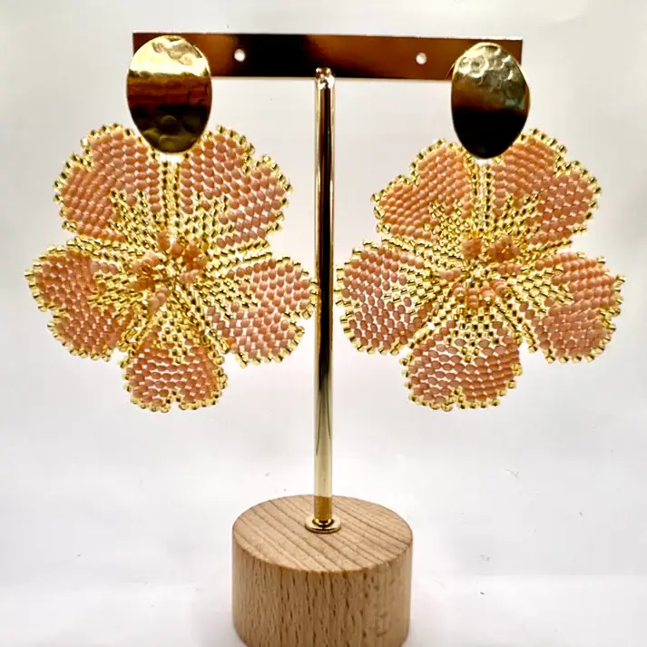 Bellalu Jewelry and Accessories - Wholesale Dangle Earrings - Handmade Corazón Flower Colombian Earrings7