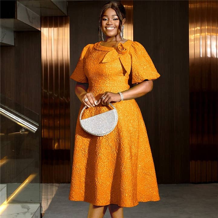 Robe de soirée trapèze en jacquard uni pour la vente par Sheer Trend