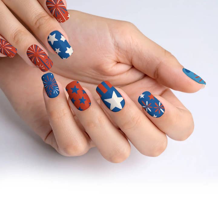 FYNE BODY - Wholesale Press-on/fake nails - Glitter Beam 4th of July Press-On Nails90