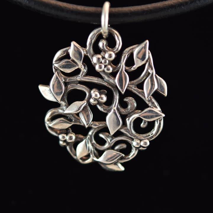 Leafy Pendant for wholesale by Three pines fine jewelry
