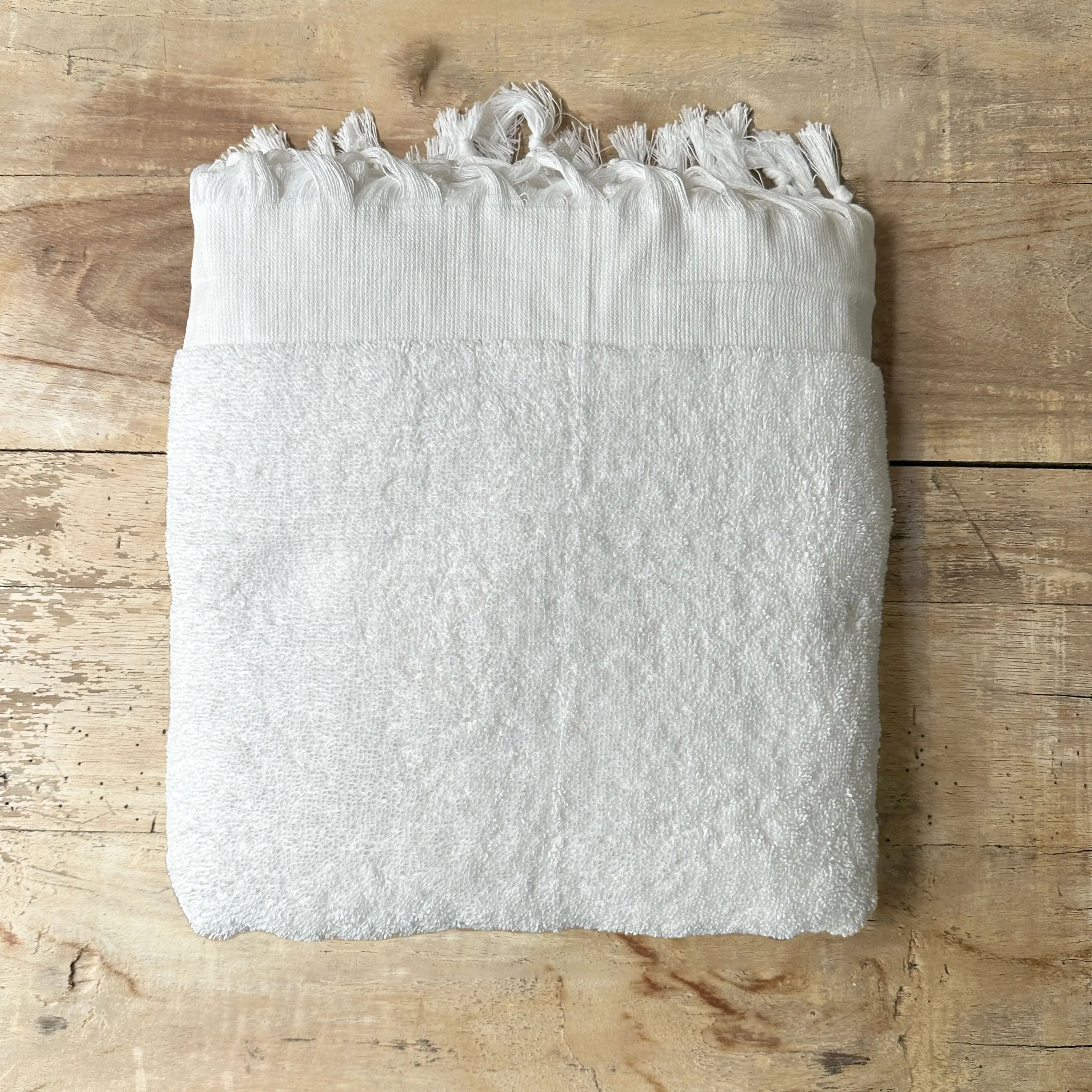 H+E Goods Company - Wholesale Bath towel - Cloud Soft Spa Towels - White6
