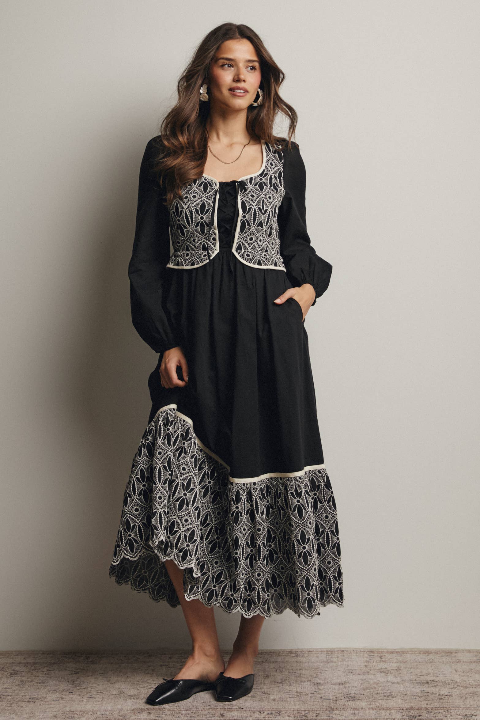 Forte - Wholesale Jurk - Dames - Maxi-jurk met geborduurd lijfje FD00203