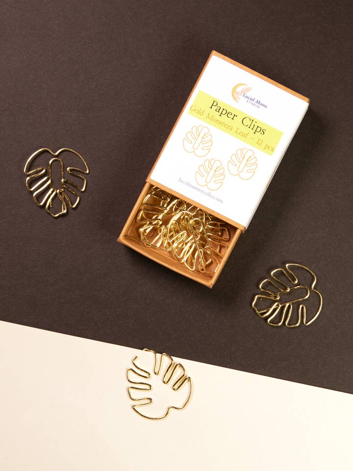 Guld Monstera Blade Indpakkede Papirclips - Sæt med 12 for engroshandel hos Lucid Moon Studio, LLC