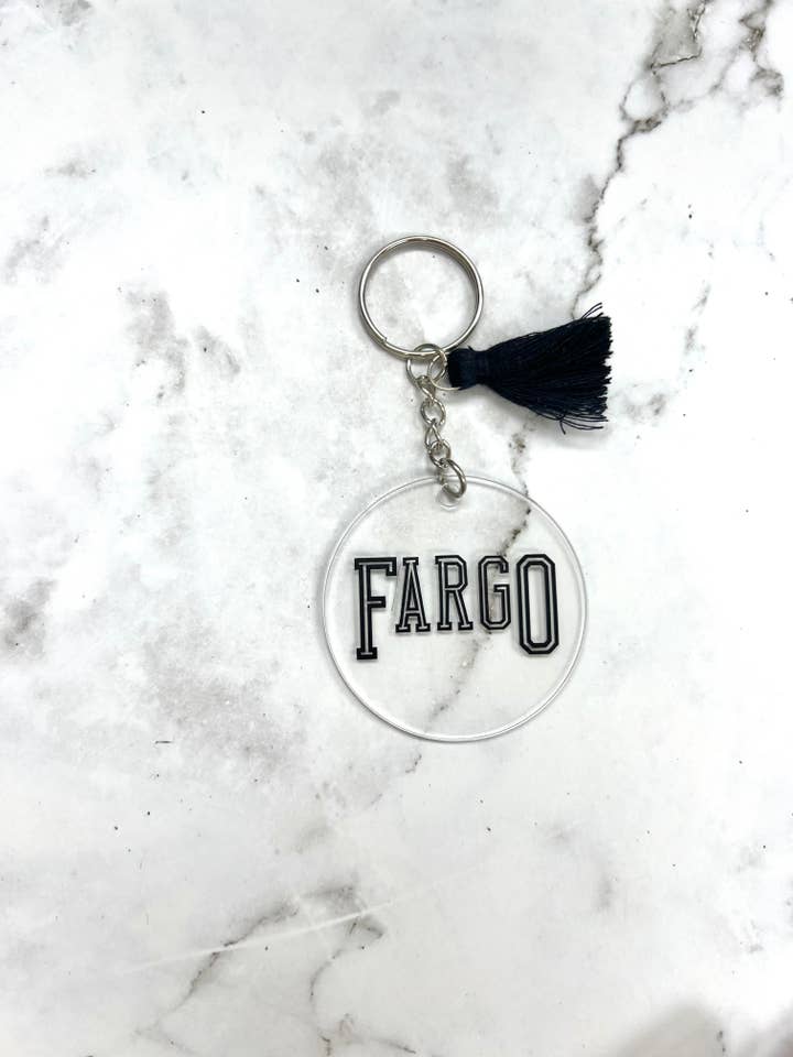 Portachiavi rotondo Fargo per la vendita all'ingrosso da parte di Honey Rose Collective