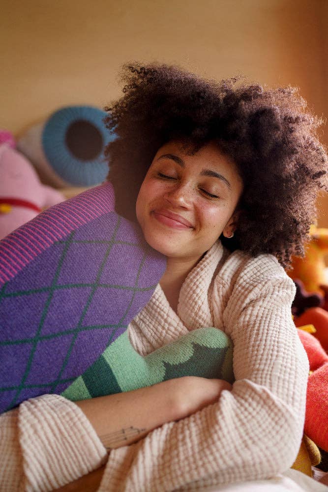 Donna Wilson – Almofada decorativa/de sofá por atacado – Almofada Flor Cardo3