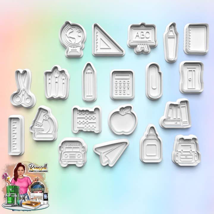 Emporte-pièce thème Fournitures Scolaires : Emporte-pièce en argile fondant imprimé en 3D pour la vente par Roussell Prints and Demand LLC