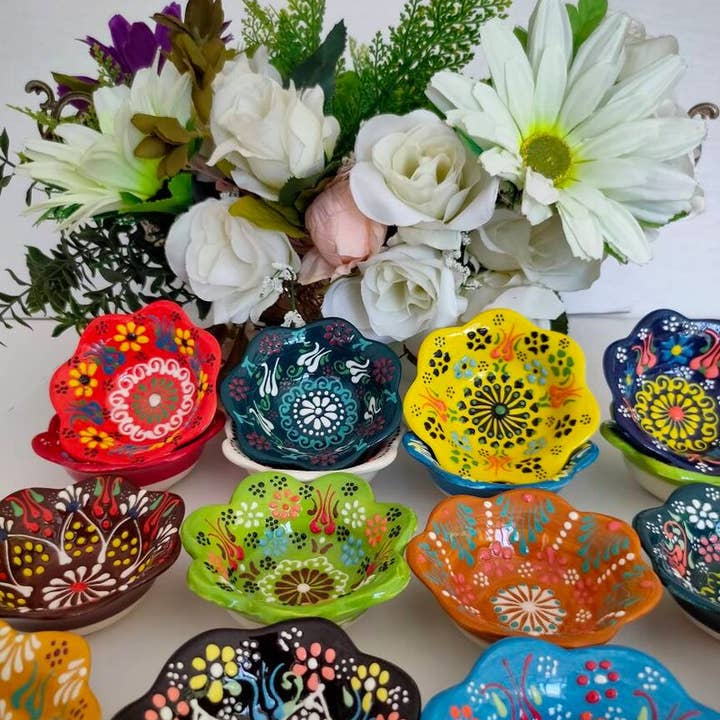 Mediterranean Collection – Engroshandel Pyntetallerken/skål – Håndlavet Daisy Style Keramisk Skål Bundle - 40 Stk1