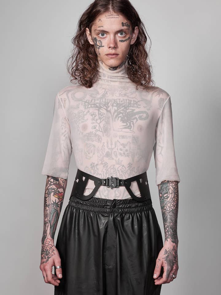 CEINTURE AVANT-GARDE pour la vente par PERLENSAU UG