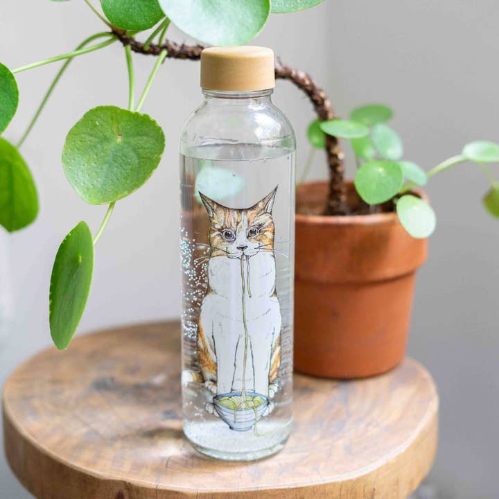 Carry Bottles - Wholesale Water Bottle - Glass water bottle - CARRY Bottle RAMEN CAT 0.7l2