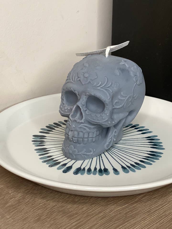 Bougie en forme de crâne en forme de fleur Dia De Los pour la vente par LitwLilit