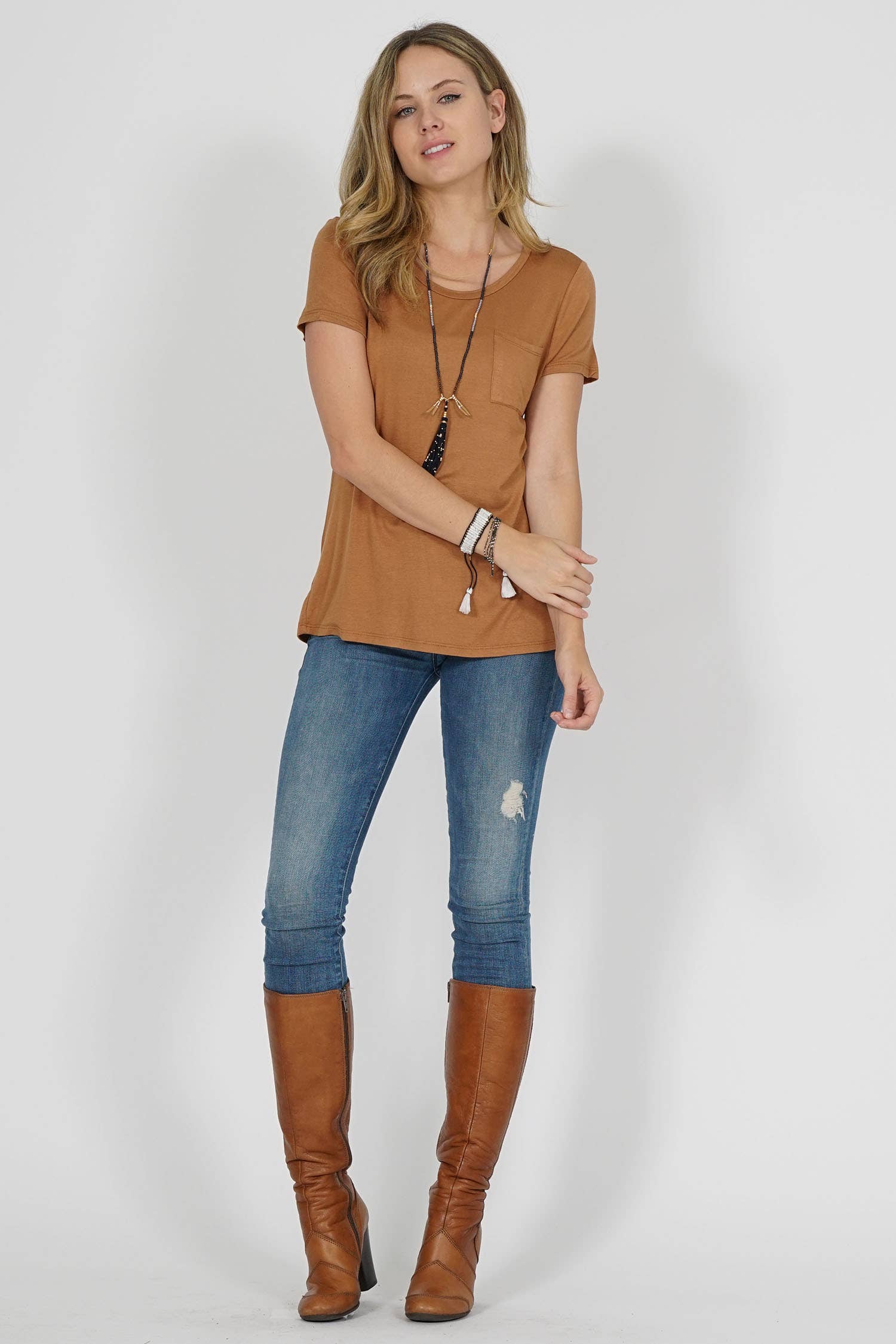 42POPS - Wholesale T-Shirt - Women's - ",._ Chest Pocket Slim Scoop Neck Tee5