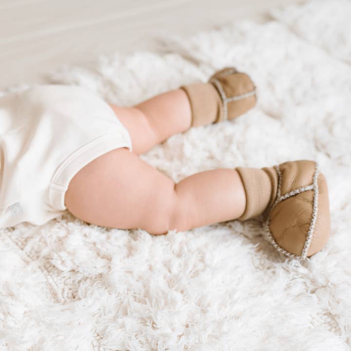 baby cozy organic booties | tan for wholesale on Faire2