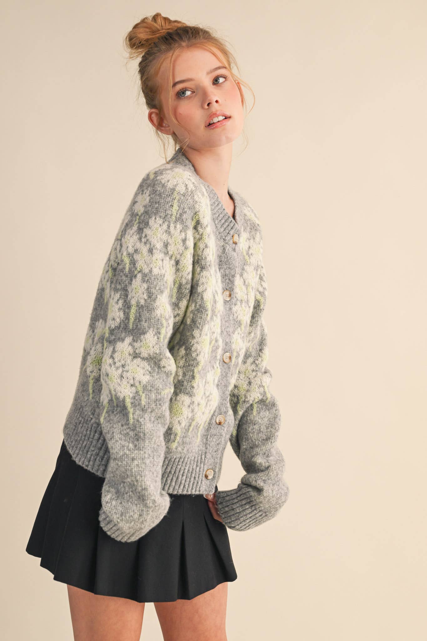 &MERCI - Wholesale Cardigan - Women's - FLORAL KNIT BUTTON DOWN SWEATER CARDIGAN MSW1123827