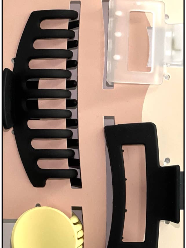 4 Claw Matte Assorted Size Pack - Black for wholesale by CooCoo Beauty