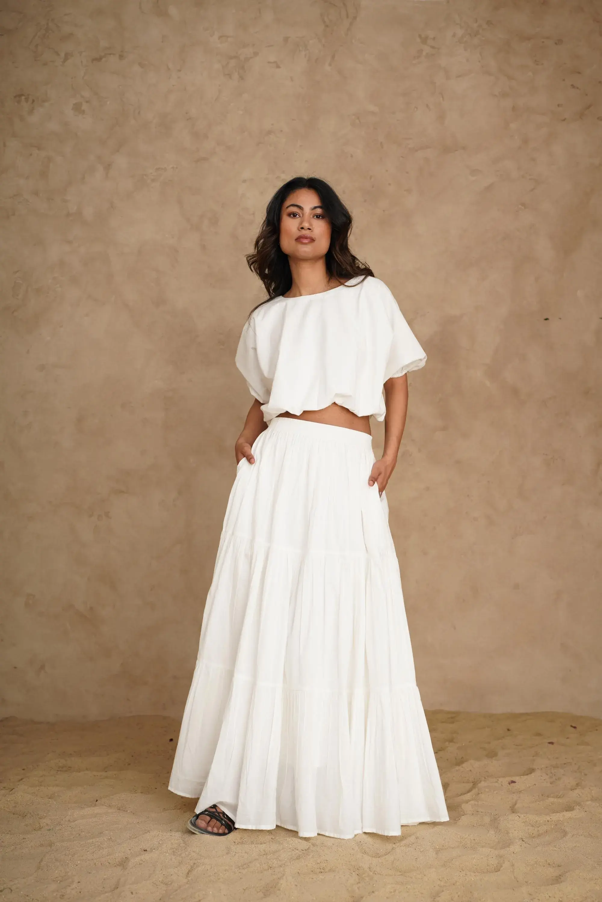 Tailor Didi – wholesale Set med topp och kjol - Dam – Bomull Boho Kjol med Volanger och Båtringad Kort Topp med Fickor8