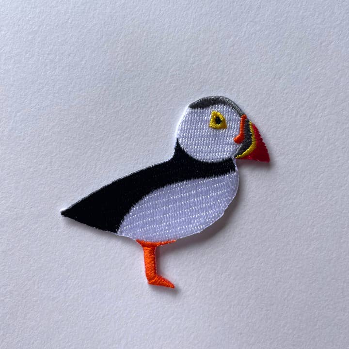 Chameleon & Co UK Ltd – wholesale Patch – Puffin Embroidered Iron-On Patch