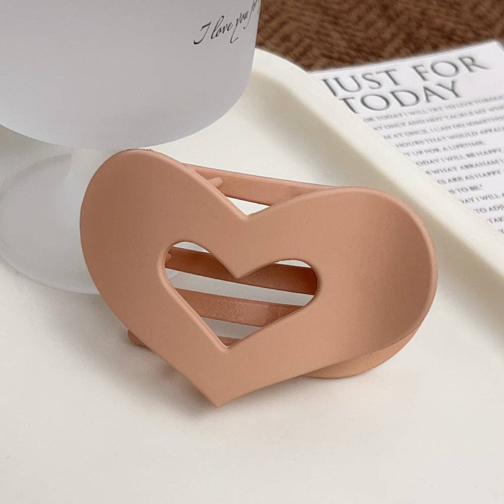Dipped Shop - Wholesale Hair Clip - Women's - Stylish Flat Hair Heart Claw Clip DP25E8911