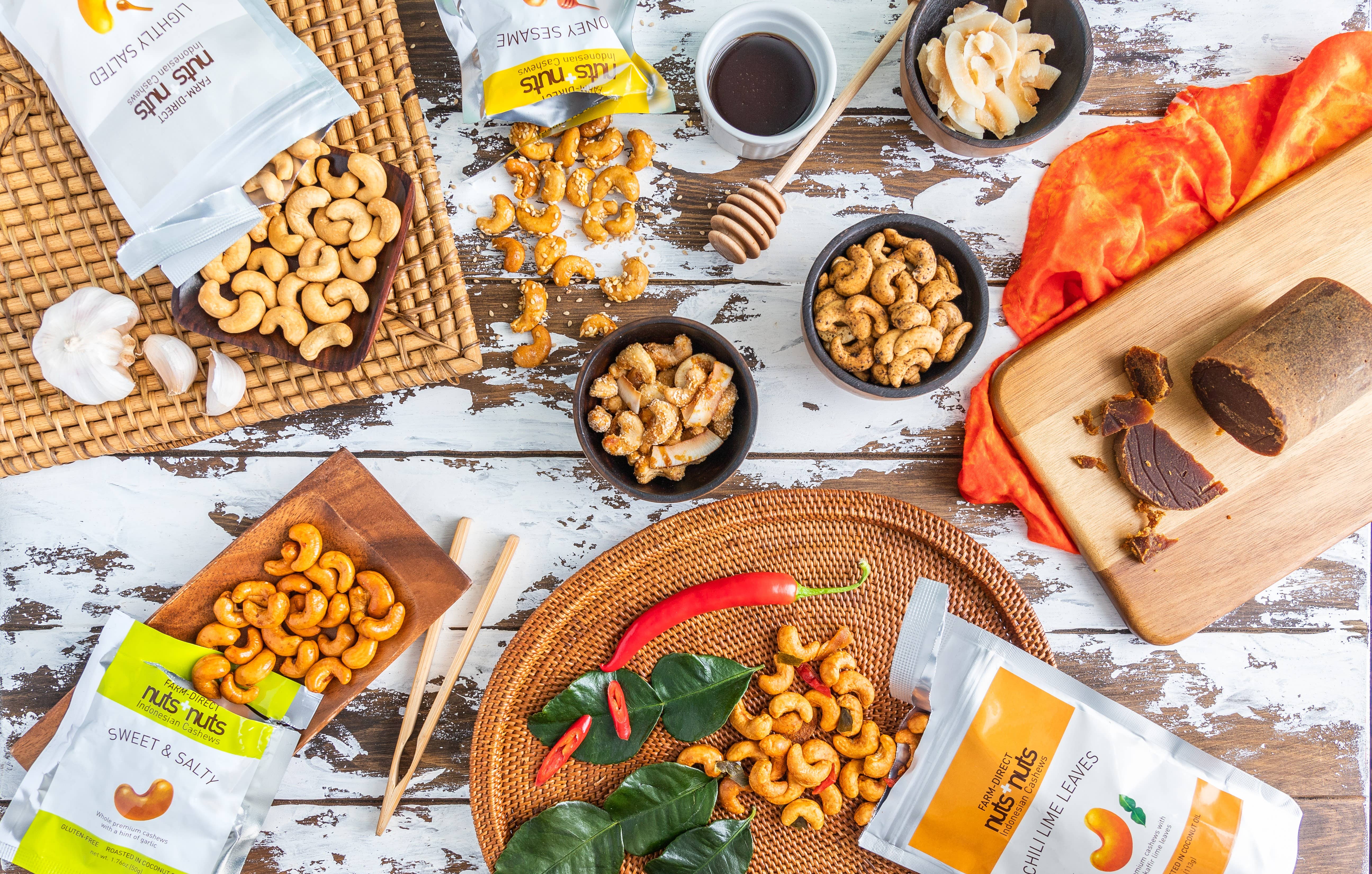 Nuts+Nuts – wholesale Nuts – Assorted Flavors Indonesian Roasted Cashews 1.76 Oz1