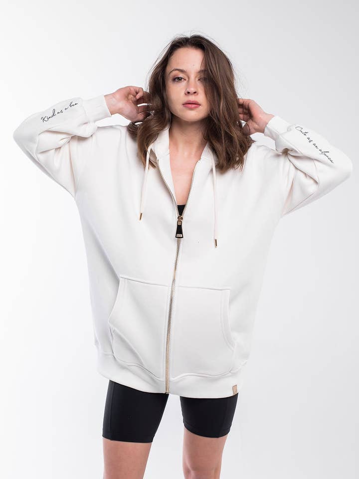 Oversize Zipped Hoodie for wholesale by Bee & Alpaca