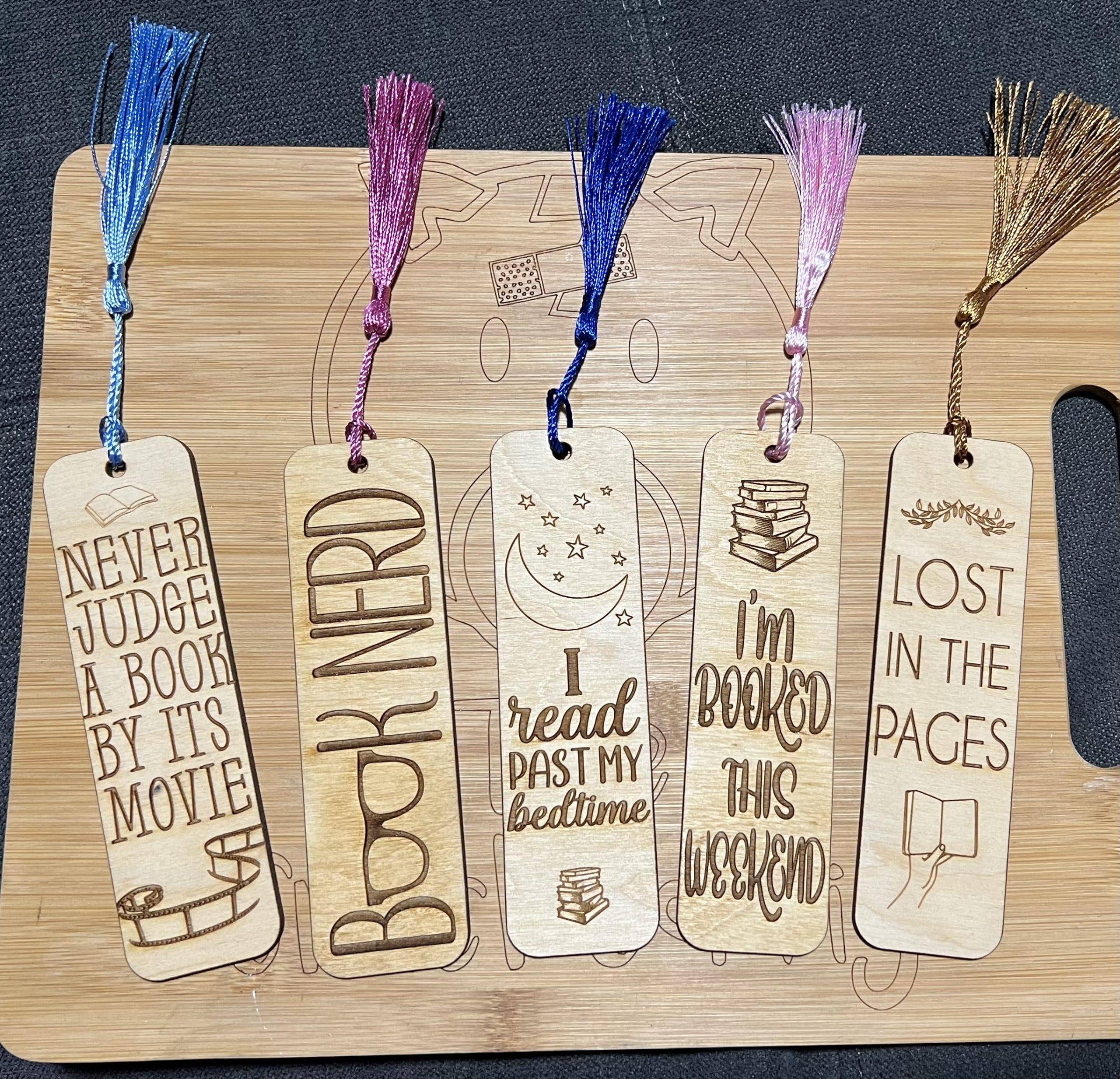The Cracked Pig - Wholesale Bookmark - Reading Themed Wooden Bookmarks