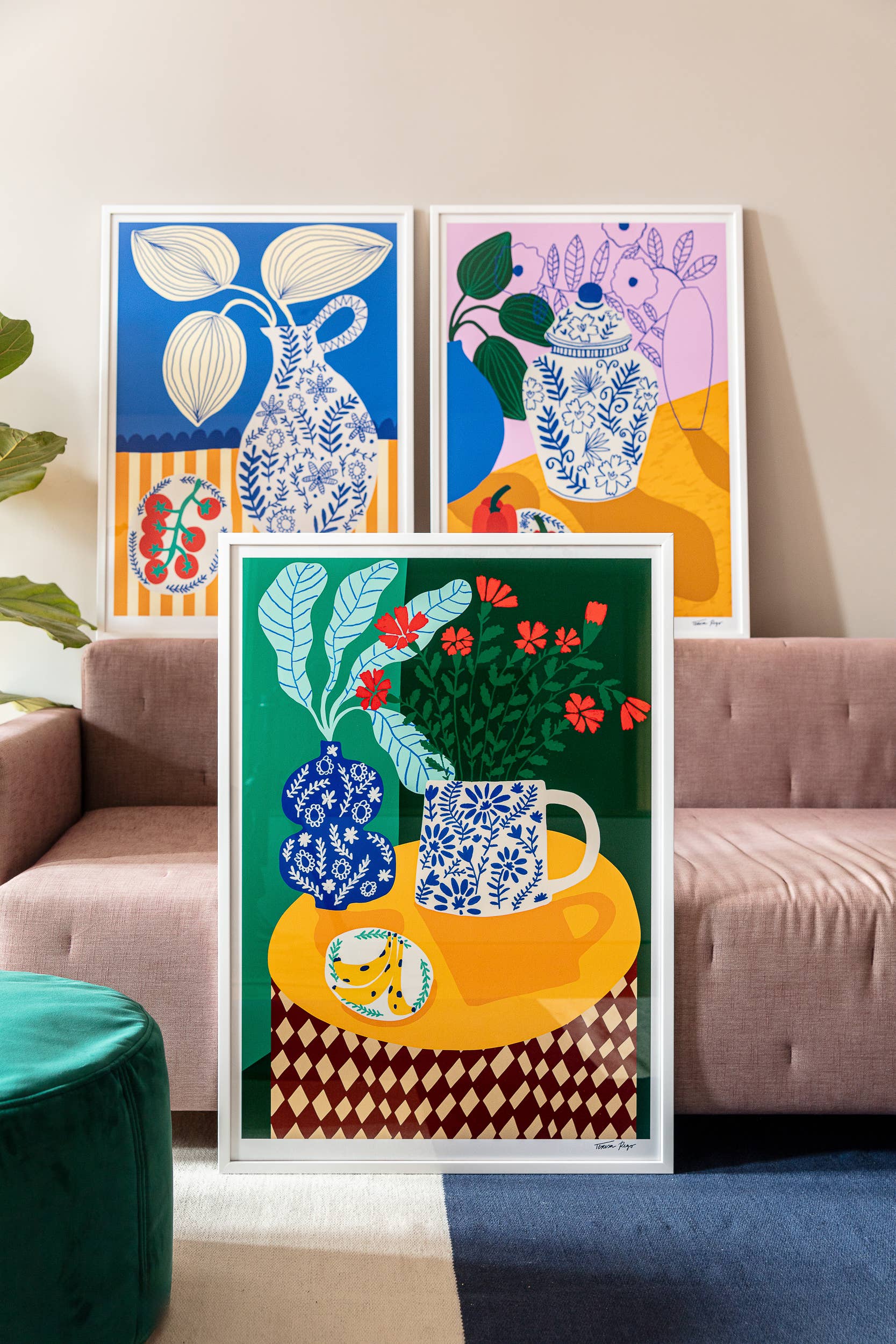 Teresa Rego - Wholesale Art Print - Porcelain and Carnations5