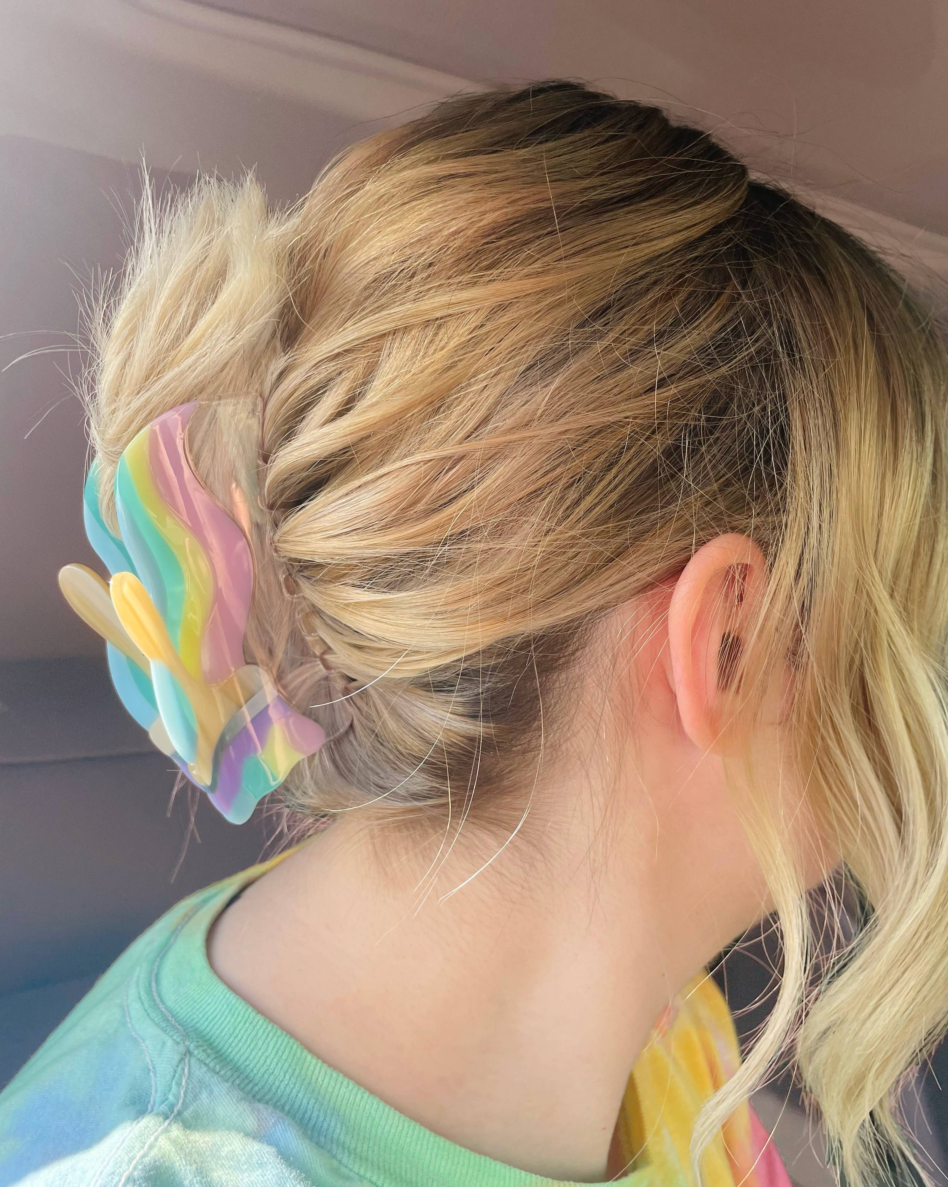 Cambrasine - Wholesale Hair Clip - Women's - Paintbrush Hair Claw Clip1