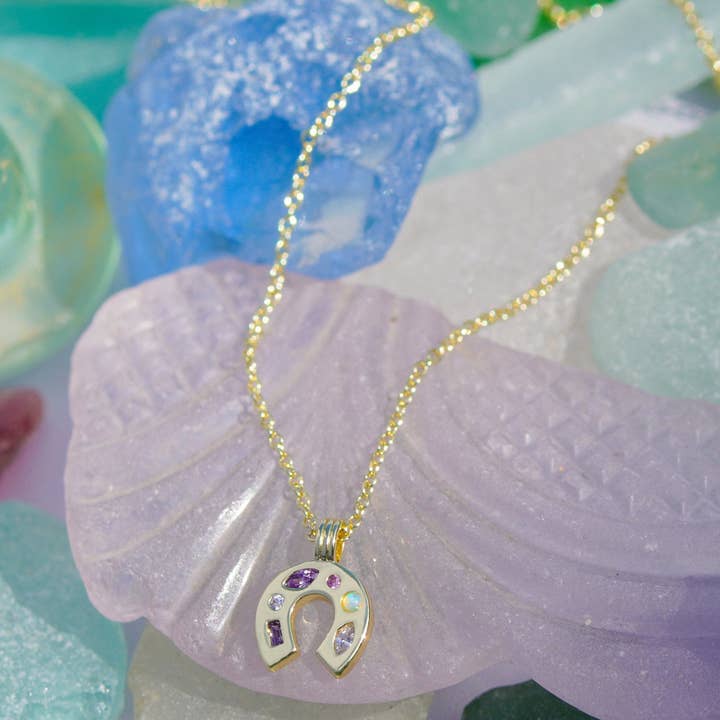 Junk Jewels Ltd - Wholesale Pendant/Charm Necklace - Mini Lucky Charm Necklace