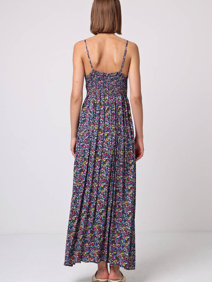ANGELEYE – wholesale Dress – Women's – Cami Shirred Back Button Detail Maxi Dress