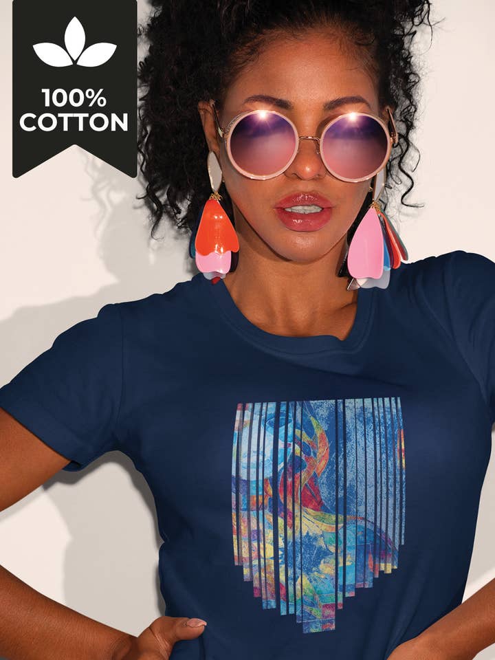 Sacred Power - 100% bomull abstrakt grafisk t-shirt Divine Fem för wholesale av Running With Wolves