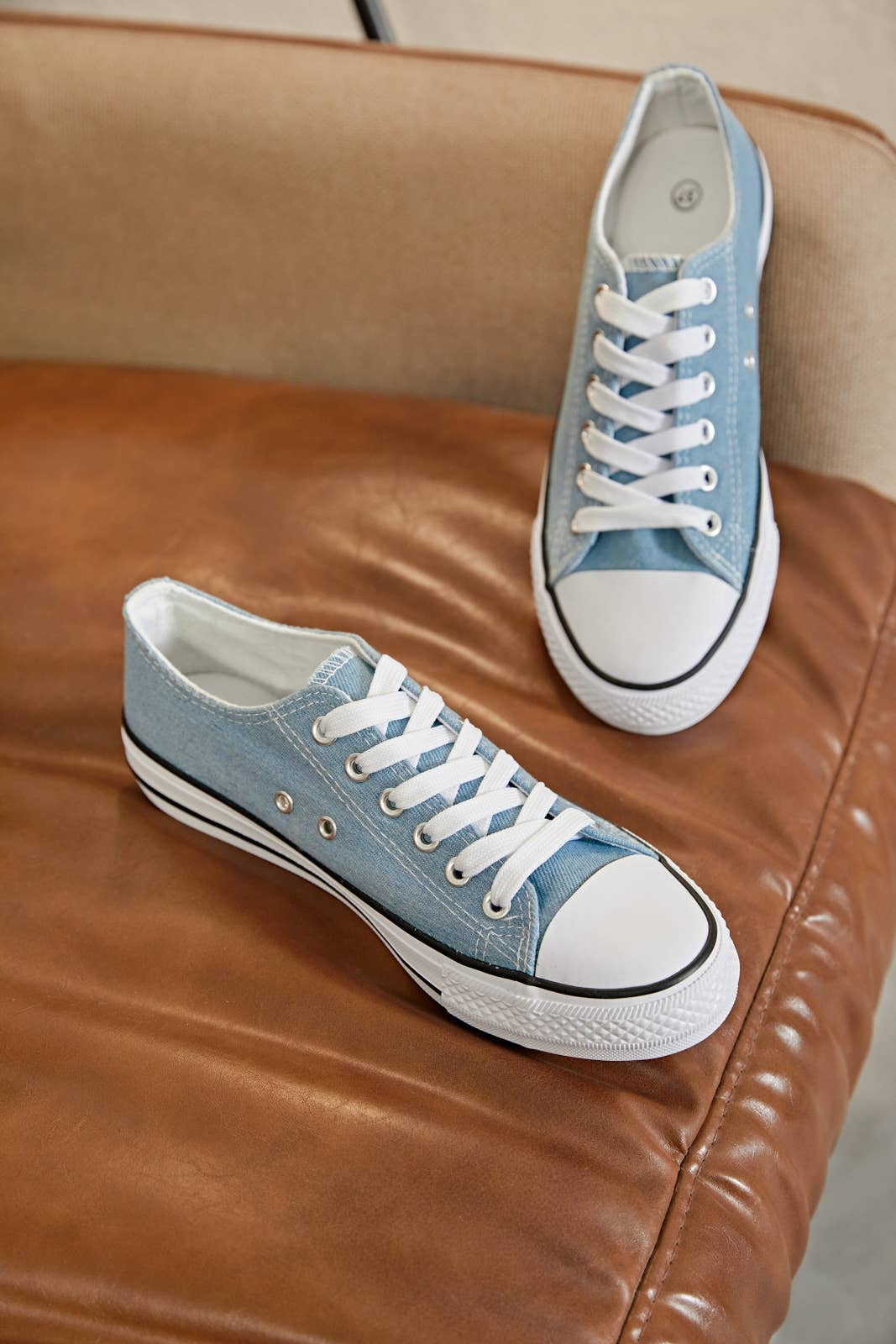 ERYNN - Wholesale Lifestyle Sneakers - Women's - lace-up sneakers - Opaline46