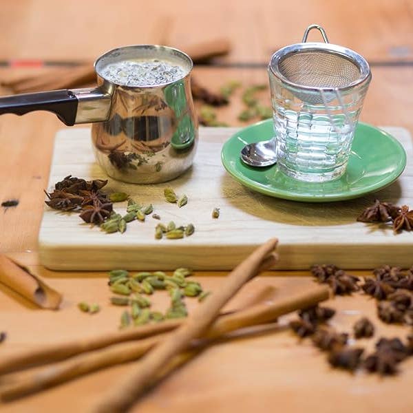 Prana Chai - Wholesale Tea Pot - Prana Chai 14oz Turkish Teapot and Strainer5