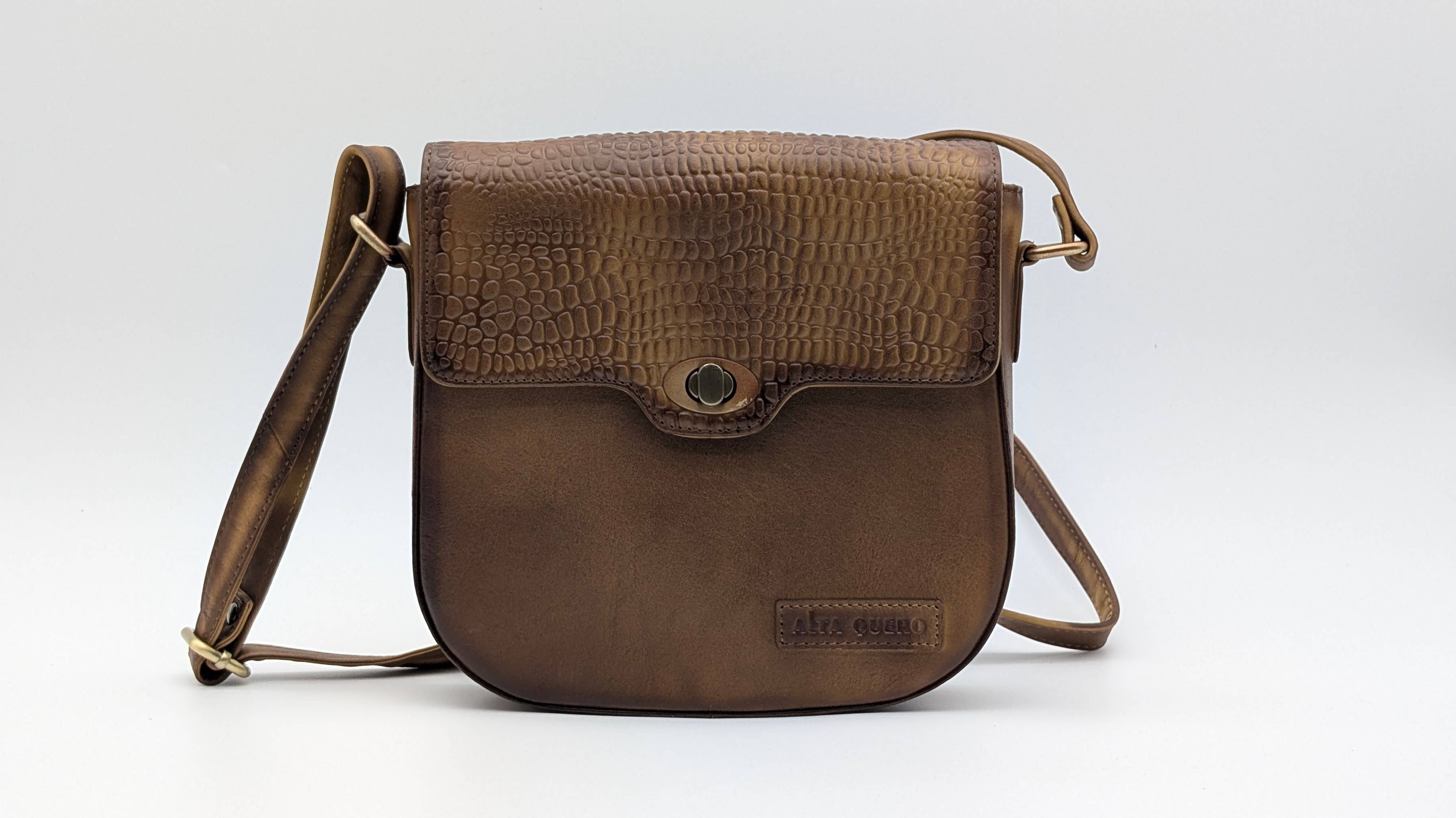 Alta Quero - Wholesale Crossbody Bag - Women's - Textured Brown Leather Essentials Set – Wallets & Crossbody8