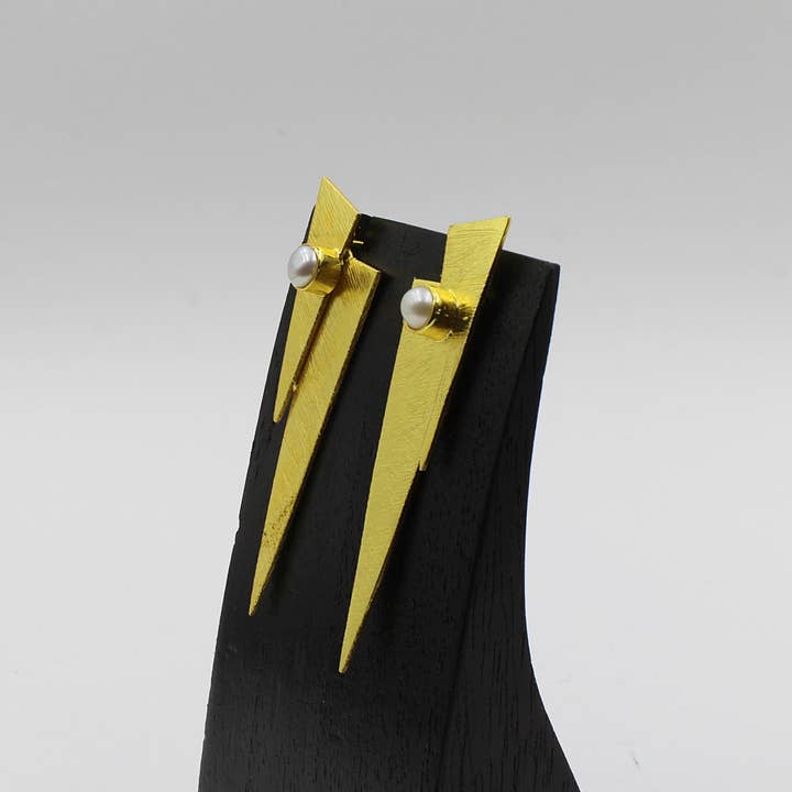 LA MAR - Wholesale Dangle Earrings - BOWIE gold-plated earrings - Design with character3