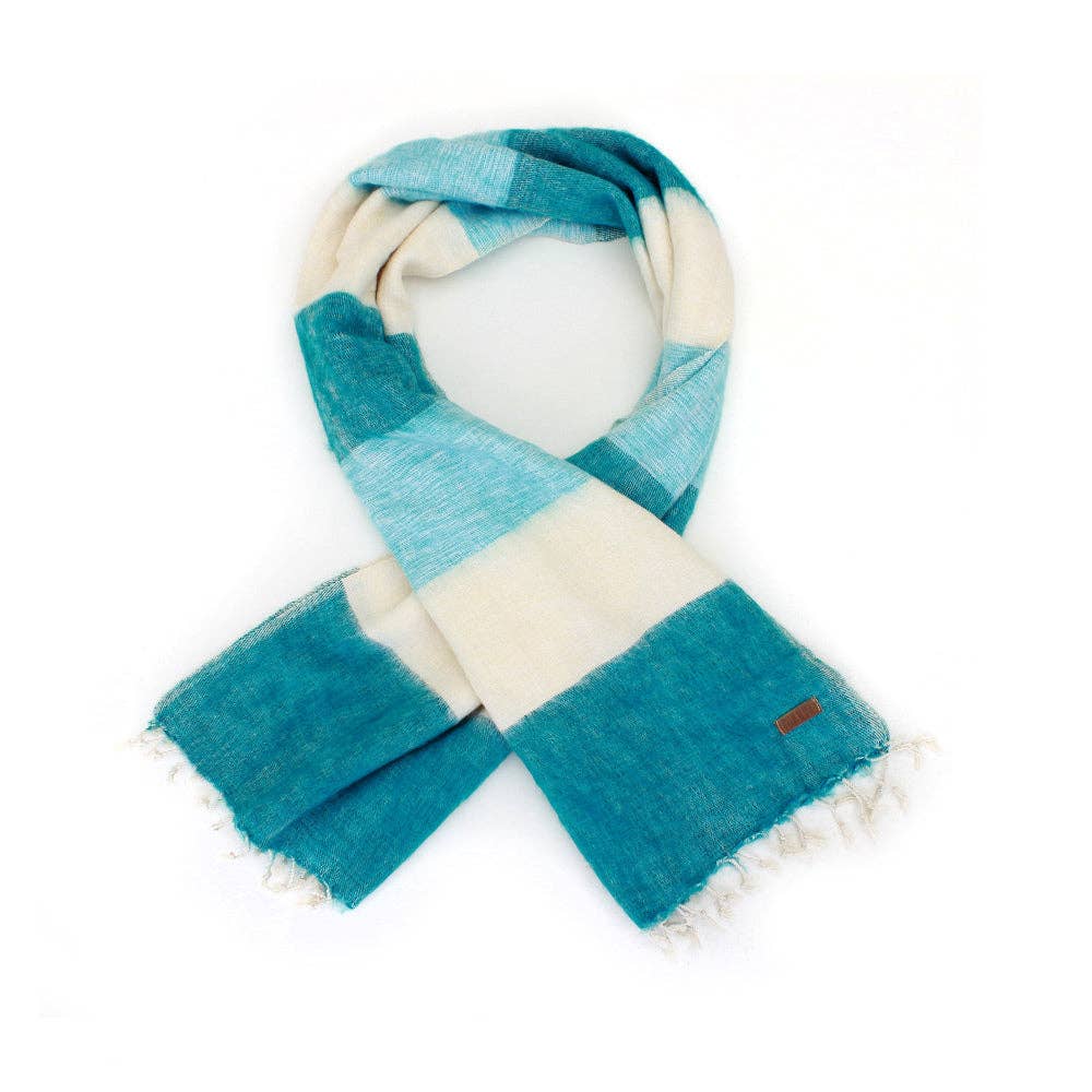 WeeSkins Holland - Wholesale Scarf - Women's - Pure Nepal Shawls & Wraps31
