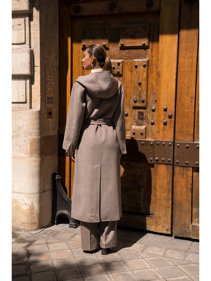 Attentif Paris - Wholesale Coat - Women's - Hand-sewn long wool coat with large hood and belt8