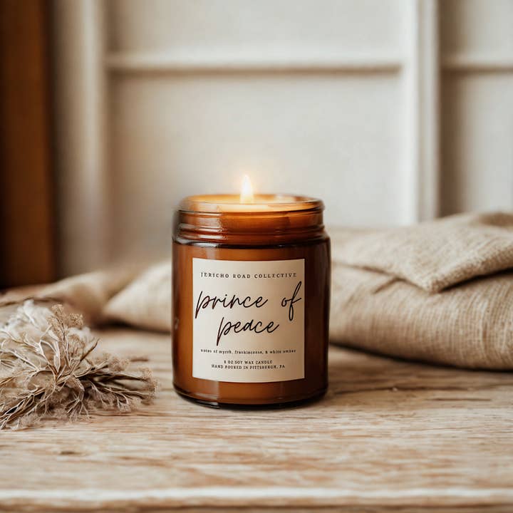 Bougie en cire de soja Prince of Peace pour la vente par Jericho Road Collective