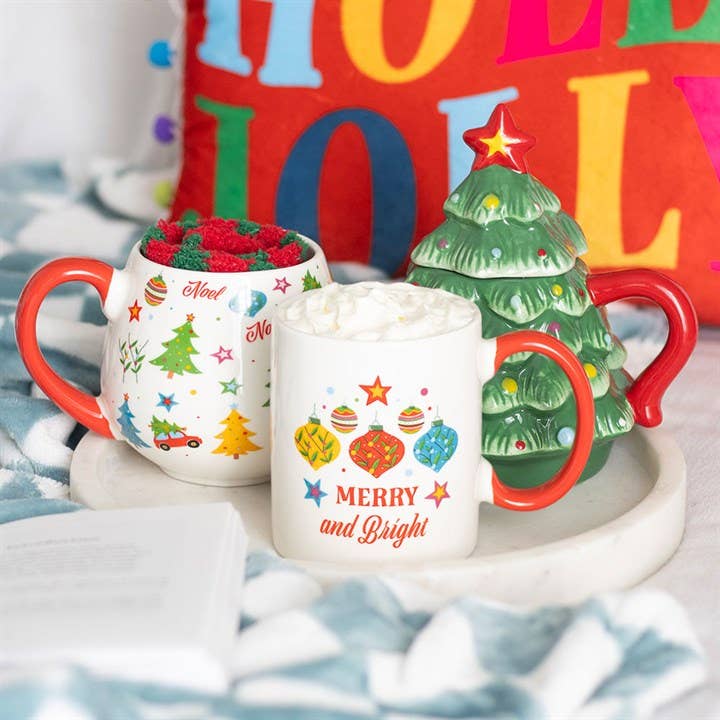 Something Different Wholesale - Wholesale Coffee mug - Merry and Bright Christmas Bauble Mug4
